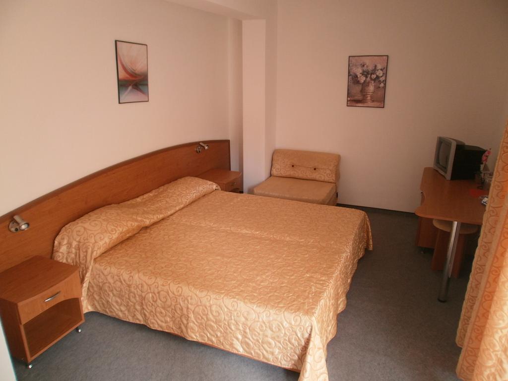 EUROPA Guest House Kiten  Chambre photo